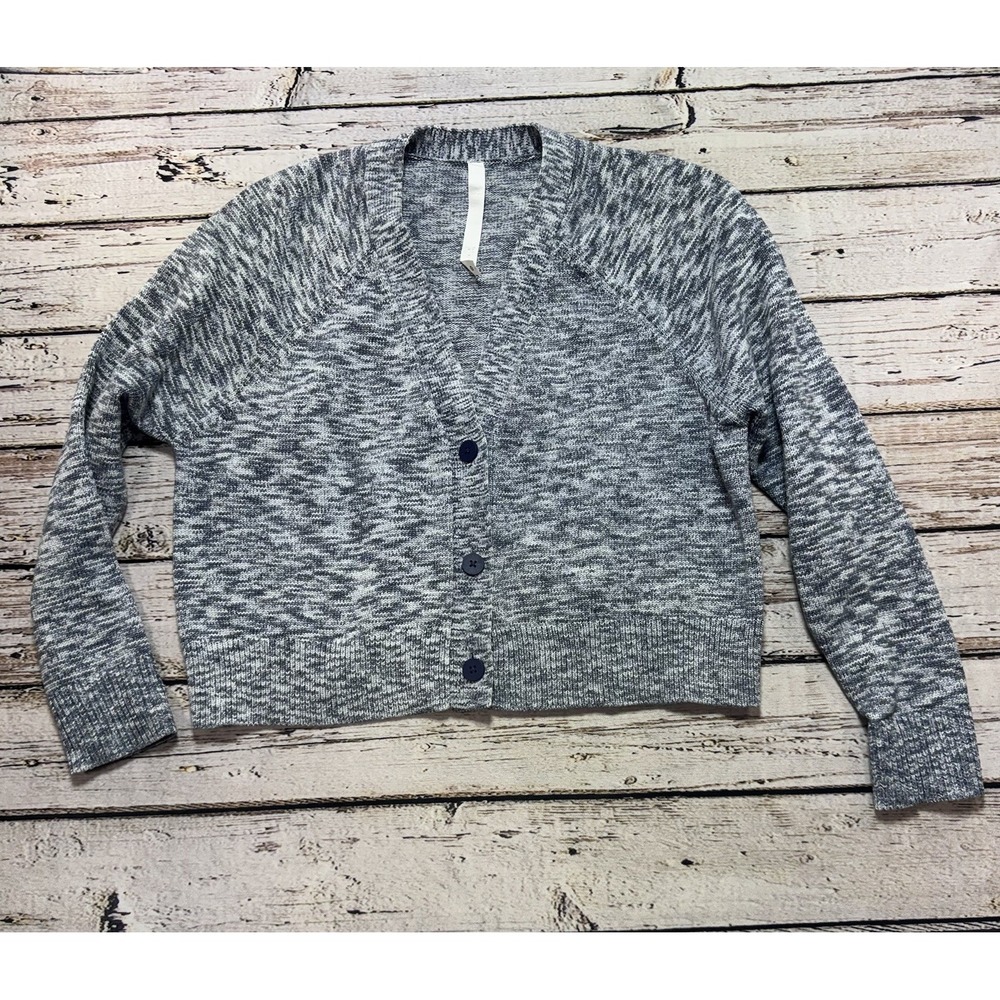 Lululemon Cotton Cropped Boxy V-Neck Cardigan Sweater Sz Small Heathered Blue